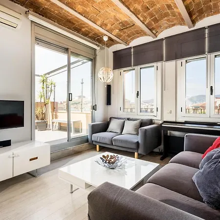 Stunning 2-bedroom With Two Terraces * Barcelona