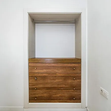 Stunning 2-bedroom With Two Terraces
